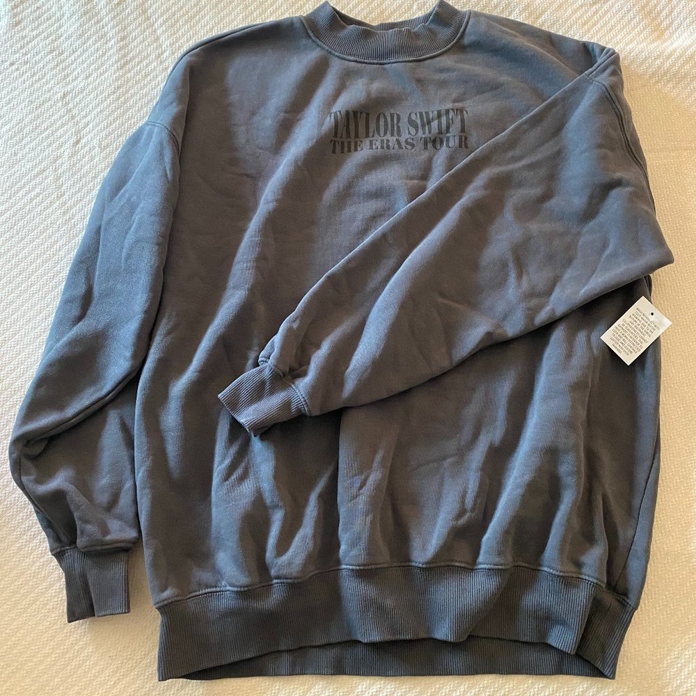Taylor Swift Eras Tour Crewneck Sweatshirt NWT